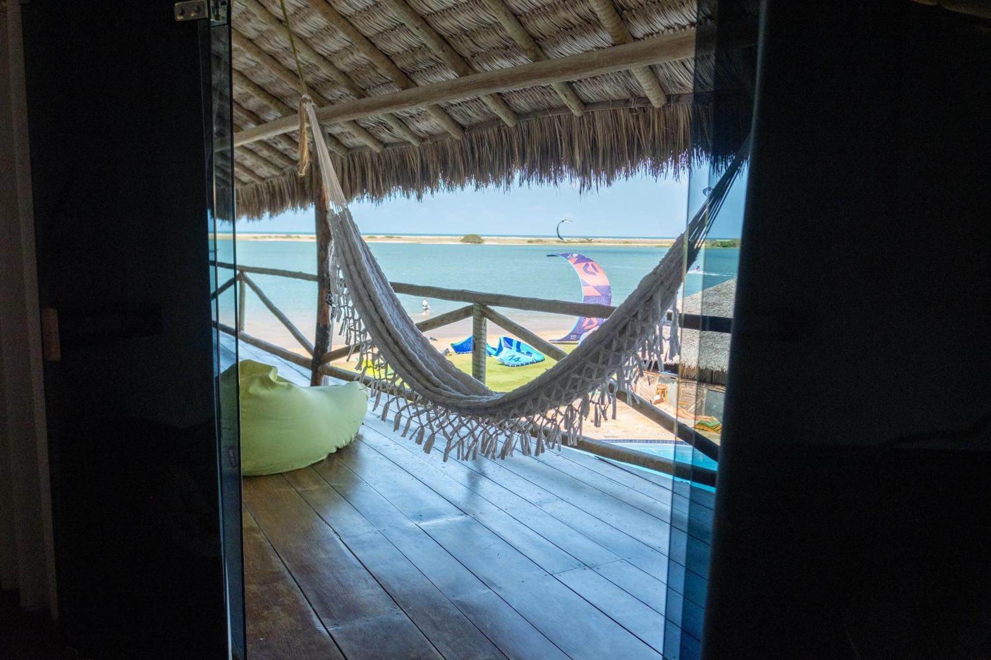 7 Beaufort - Kitesurf Pousada Ітарема Екстер'єр фото